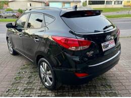 HYUNDAI - IX35 - 2016/2016 - Preta - R$ 81.900,00