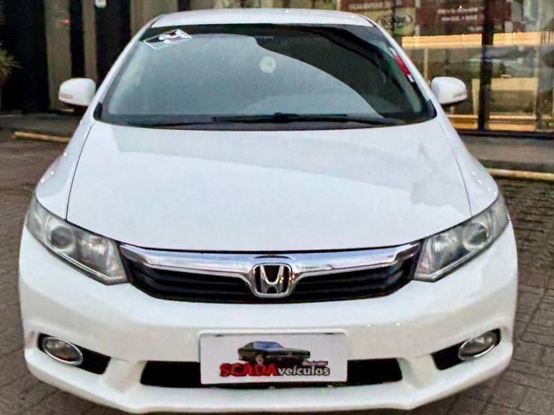 HONDA - CIVIC - 2013/2014 - Branca - R$ 74.900,00