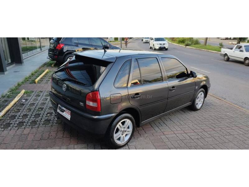 VOLKSWAGEN - GOL - 2000/2001 - Cinza - R$ 24.900,00