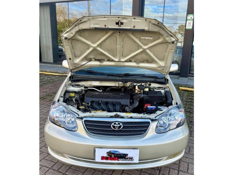 TOYOTA - FIELDER - 2007/2008 - Dourada - R$ 48.900,00