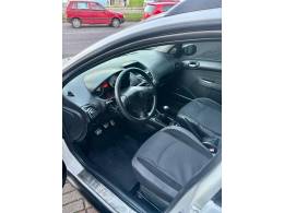 PEUGEOT - 207 - 2010/2011 - Branca - R$ 22.900,00