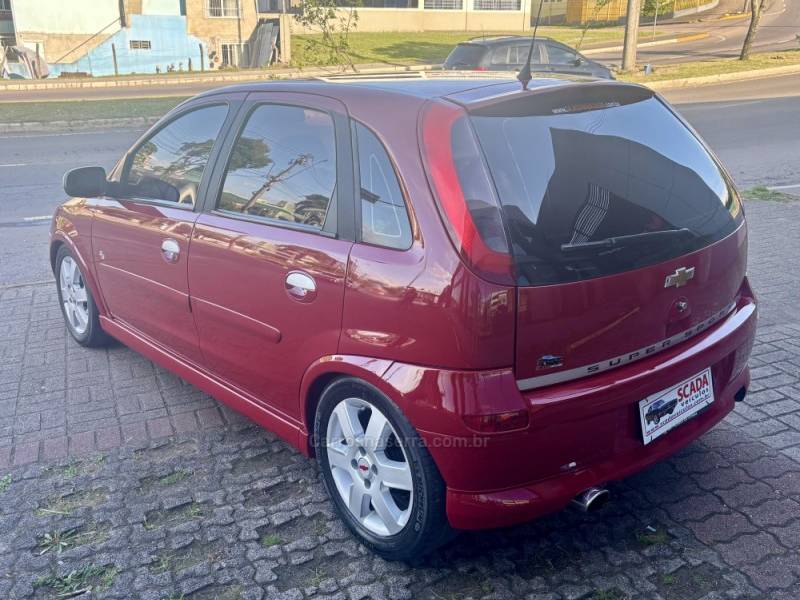 CHEVROLET - CORSA - 2006/2006 - Vermelha - R$ 35.900,00