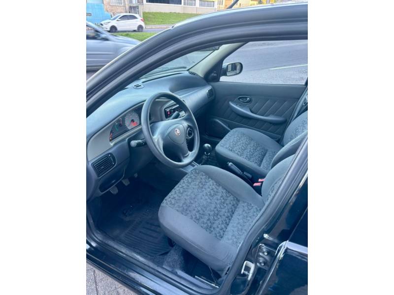 FIAT - PALIO - 2010/2010 - Preta - R$ 27.900,00