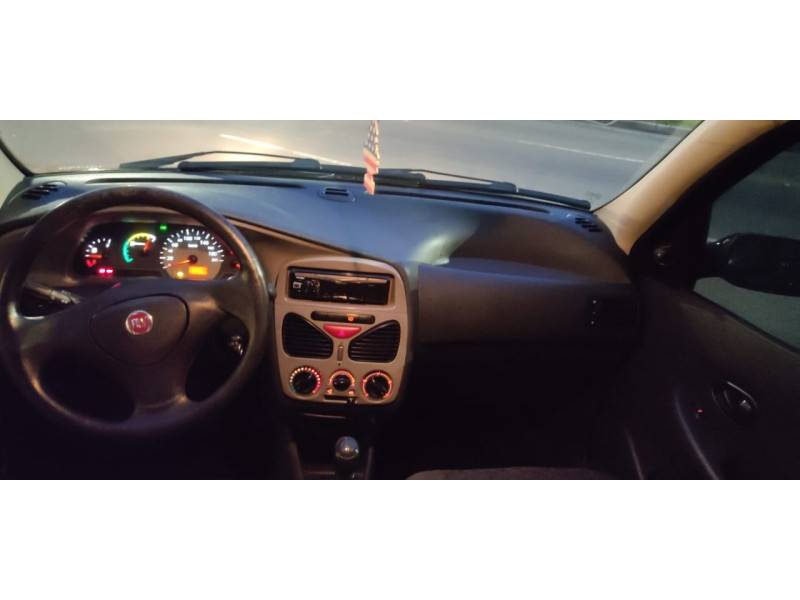 FIAT - PALIO - 2010/2010 - Preta - R$ 29.900,00