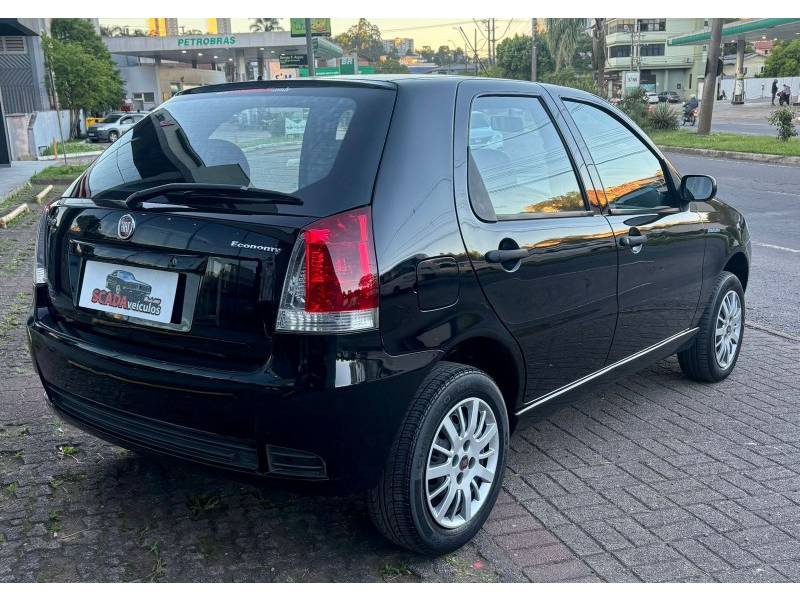 FIAT - PALIO - 2010/2010 - Preta - R$ 27.900,00