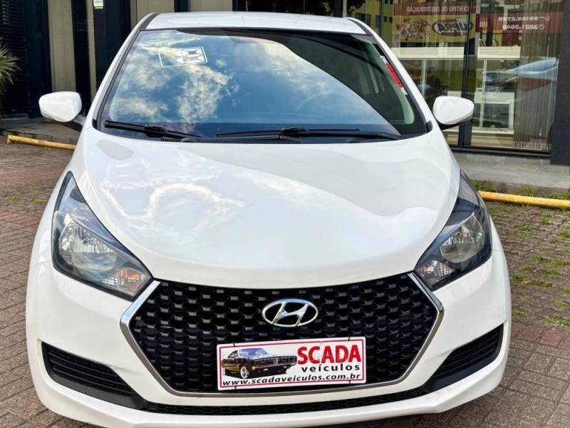 HYUNDAI - HB20S - 2019/2019 - Branca - R$ 61.900,00