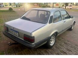 CHEVROLET - CHEVETTE - 1993/1993 - Prata - R$ 15.900,00