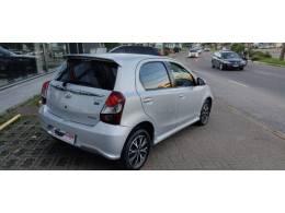 TOYOTA - ETIOS - 2018/2019 - Prata - R$ 69.900,00