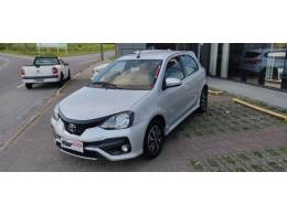 TOYOTA - ETIOS - 2018/2019 - Prata - R$ 69.900,00