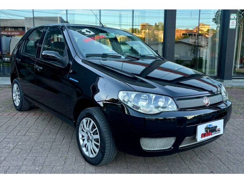 FIAT - PALIO - 2010/2010 - Preta - R$ 27.900,00