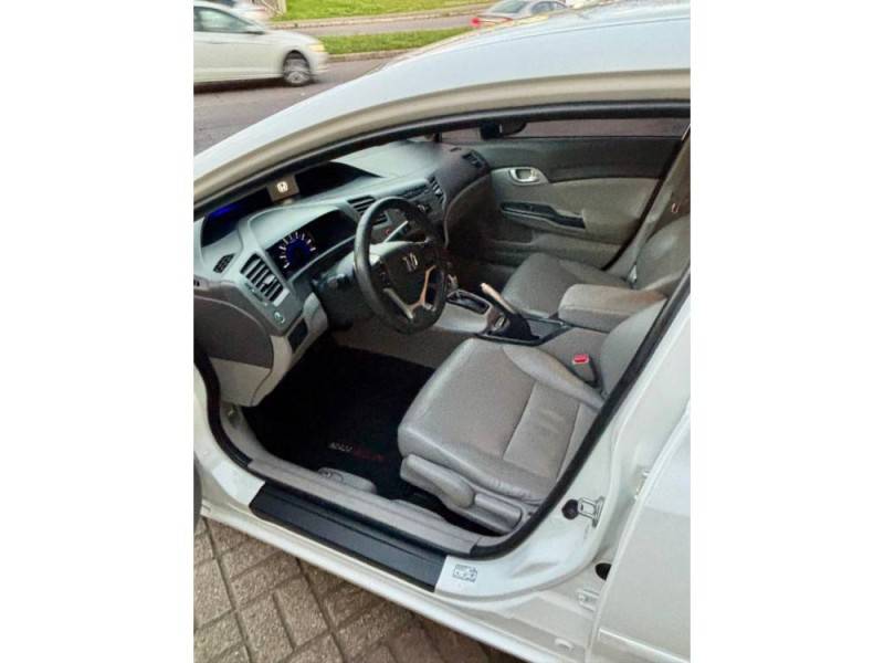HONDA - CIVIC - 2014/2014 - Branca - R$ 74.900,00