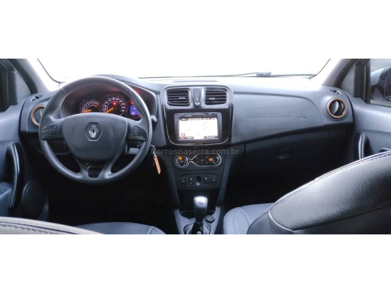 RENAULT - SANDERO - 2016/2016 - Prata - R$ 48.900,00