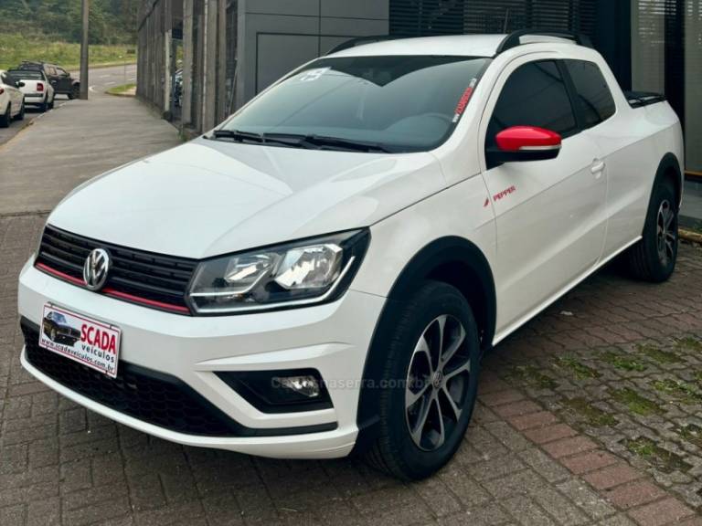 VOLKSWAGEN - SAVEIRO - 2019/2019 - Branca - R$ 81.900,00