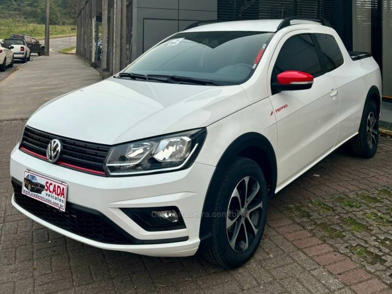 VOLKSWAGEN - SAVEIRO - 2019/2019 - Branca - R$ 81.900,00