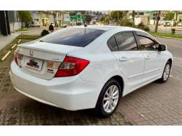 HONDA - CIVIC - 2013/2014 - Branca - R$ 74.900,00