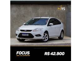 FORD - FOCUS - 2013/2013 - Branca - R$ 42.900,00