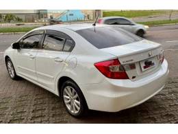 HONDA - CIVIC - 2013/2014 - Branca - R$ 74.900,00