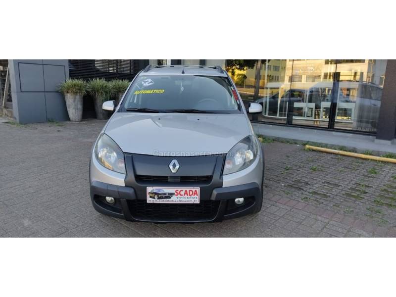 RENAULT - SANDERO - 2012/2012 - Prata - R$ 41.900,00