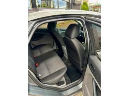 FORD - FOCUS - 2013/2013 - Cinza - R$ 35.900,00