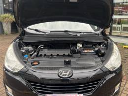 HYUNDAI - IX35 - 2010/2011 - Preta - R$ 59.900,00