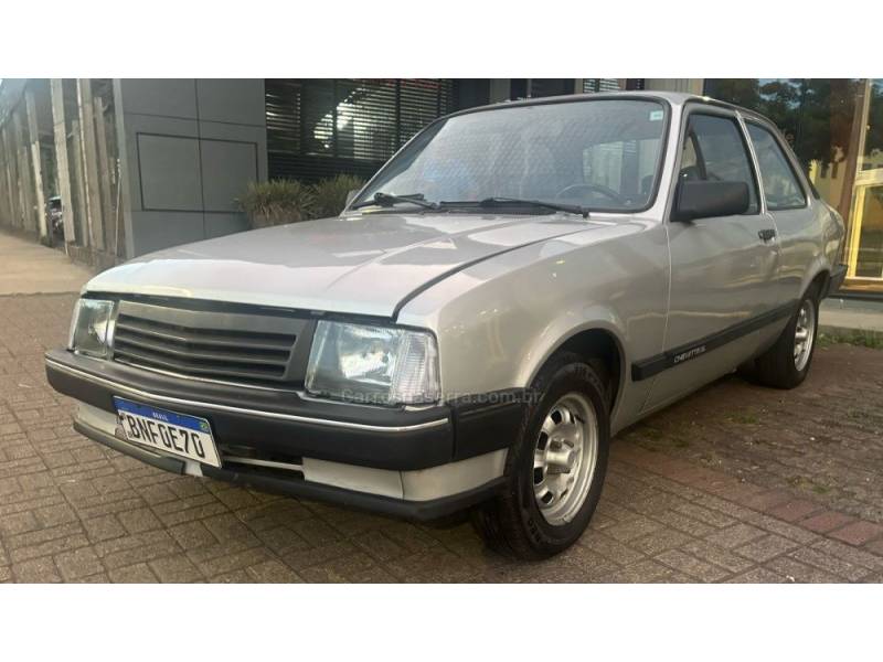 CHEVROLET - CHEVETTE - 1993/1993 - Prata - R$ 15.900,00