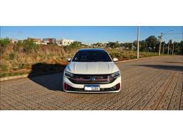VOLKSWAGEN - JETTA - 2023/2023 - Branca - R$ 199.900,00