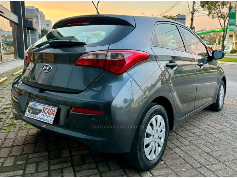 HYUNDAI - HB20 - 2017/2018 - Cinza - R$ 54.900,00