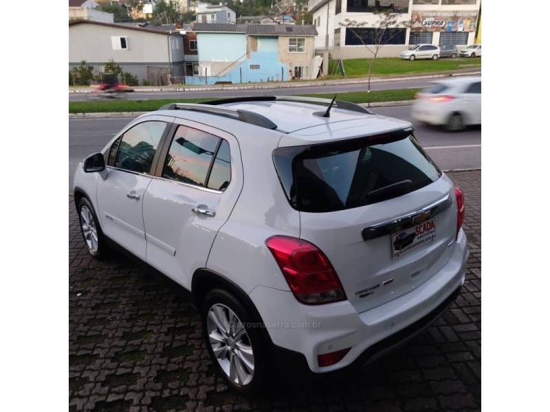 CHEVROLET - TRACKER - 2018/2018 - Branca - R$ 93.900,00