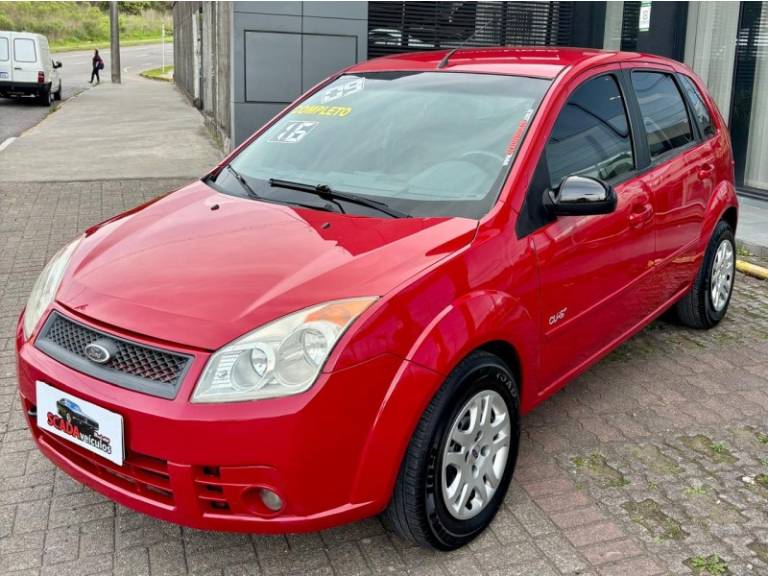 FORD - FIESTA - 2009/2009 - Vermelha - R$ 27.900,00