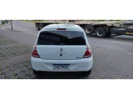 RENAULT - CLIO - 2015/2015 - Branca - R$ 27.900,00