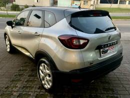 RENAULT - CAPTUR - 2018/2019 - Prata - R$ 78.900,00