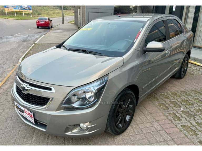 CHEVROLET - COBALT - 2015/2015 - Cinza - R$ 49.900,00