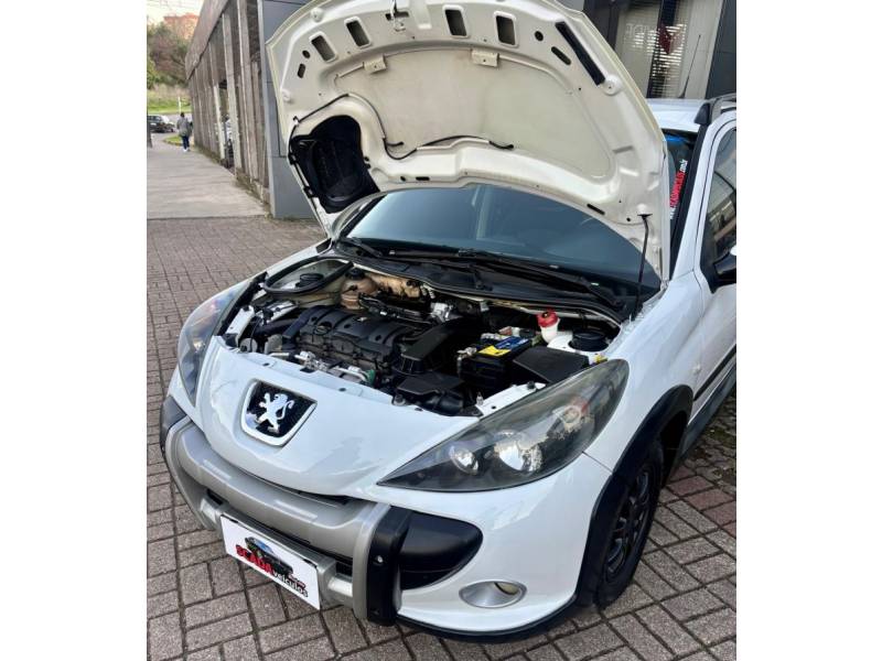 PEUGEOT - 207 - 2010/2011 - Branca - R$ 22.900,00