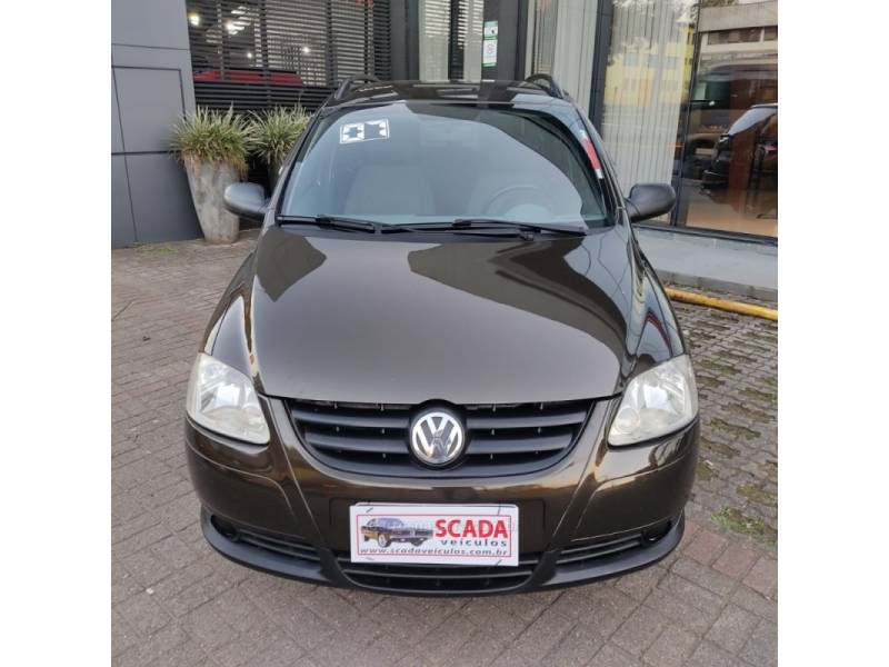 VOLKSWAGEN - SPACEFOX - 2006/2007 - Verde - R$ 33.900,00