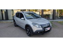 RENAULT - SANDERO - 2012/2012 - Prata - R$ 41.900,00