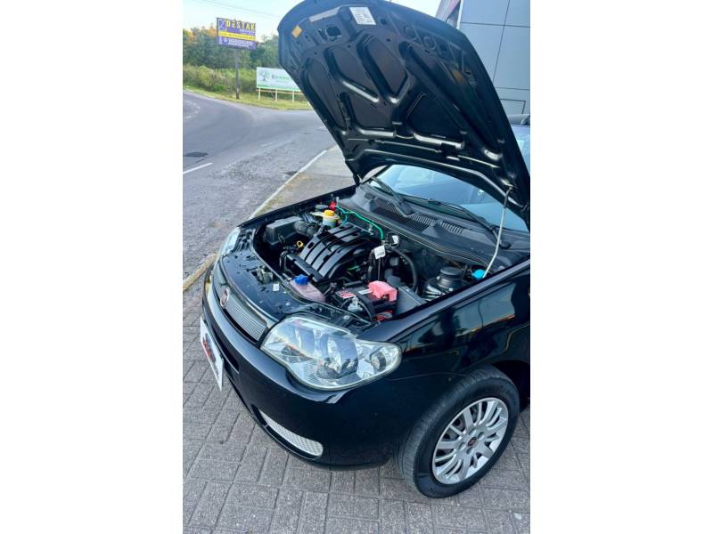 FIAT - PALIO - 2010/2010 - Preta - R$ 27.900,00
