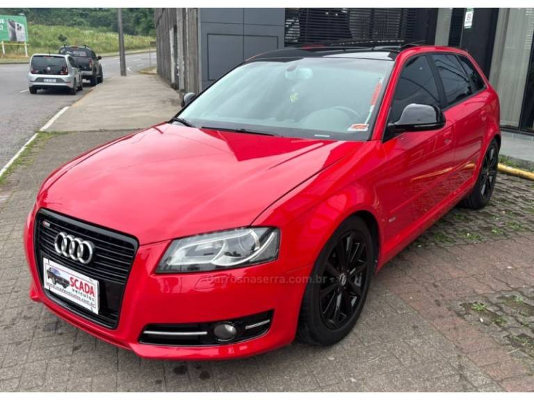 AUDI - A3 - 2009/2009 - Vermelha - Sob Consulta