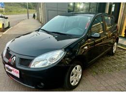 RENAULT - SANDERO - 2008/2009 - Verde - R$ 28.900,00