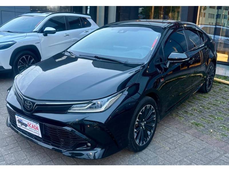 TOYOTA - COROLLA - 2022/2022 - Preta - R$ 143.900,00
