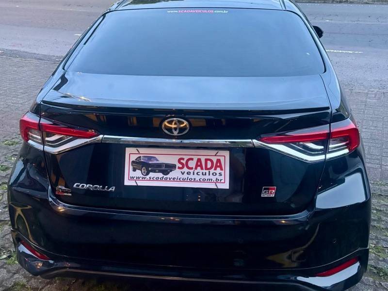 TOYOTA - COROLLA - 2022/2022 - Preta - R$ 143.900,00