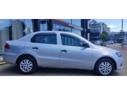 VOLKSWAGEN - VOYAGE - 2014/2015 - Prata - R$ 45.900,00