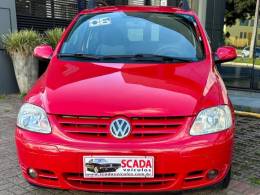 VOLKSWAGEN - FOX - 2005/2006 - Vermelha - R$ 20.900,00