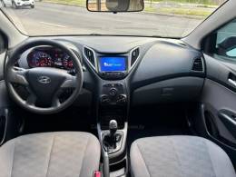 HYUNDAI - HB20S - 2019/2019 - Branca - R$ 61.900,00