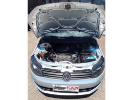 VOLKSWAGEN - VOYAGE - 2014/2015 - Prata - R$ 45.900,00