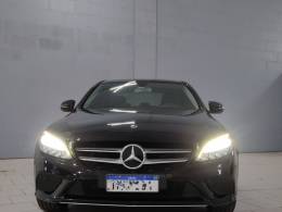 MERCEDES-BENZ - C 200 - 2019/2019 - Preta - R$ 175.900,00