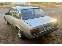 CHEVROLET - CHEVETTE - 1993/1993 - Prata - R$ 15.900,00