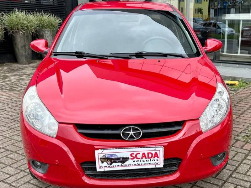 JAC - J3 - 2012/2012 - Vermelha - R$ 23.900,00