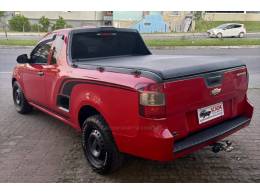 CHEVROLET - MONTANA - 2014/2015 - Vermelha - R$ 48.900,00